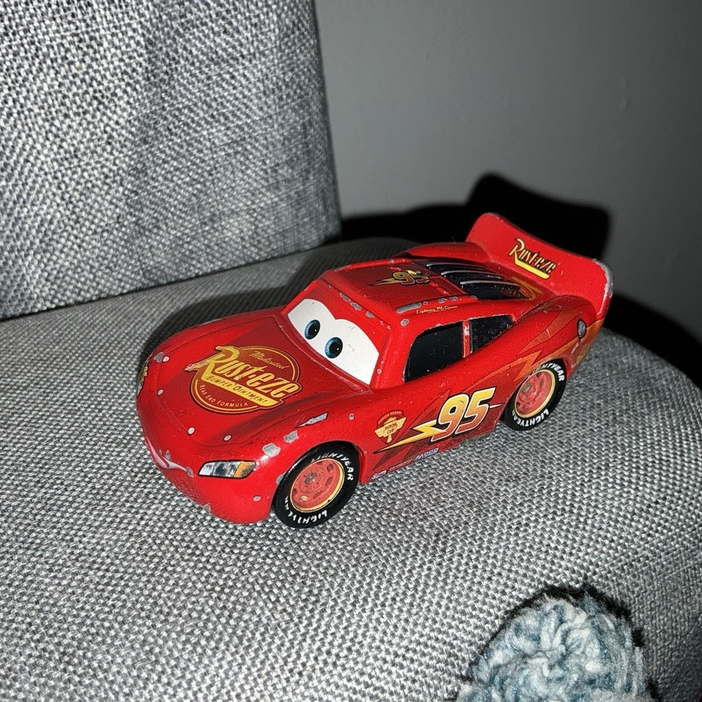 2007 Cars Lightning McQueen 14" Lights and Sounds Disney Pixar Mattel VERY RARE‎